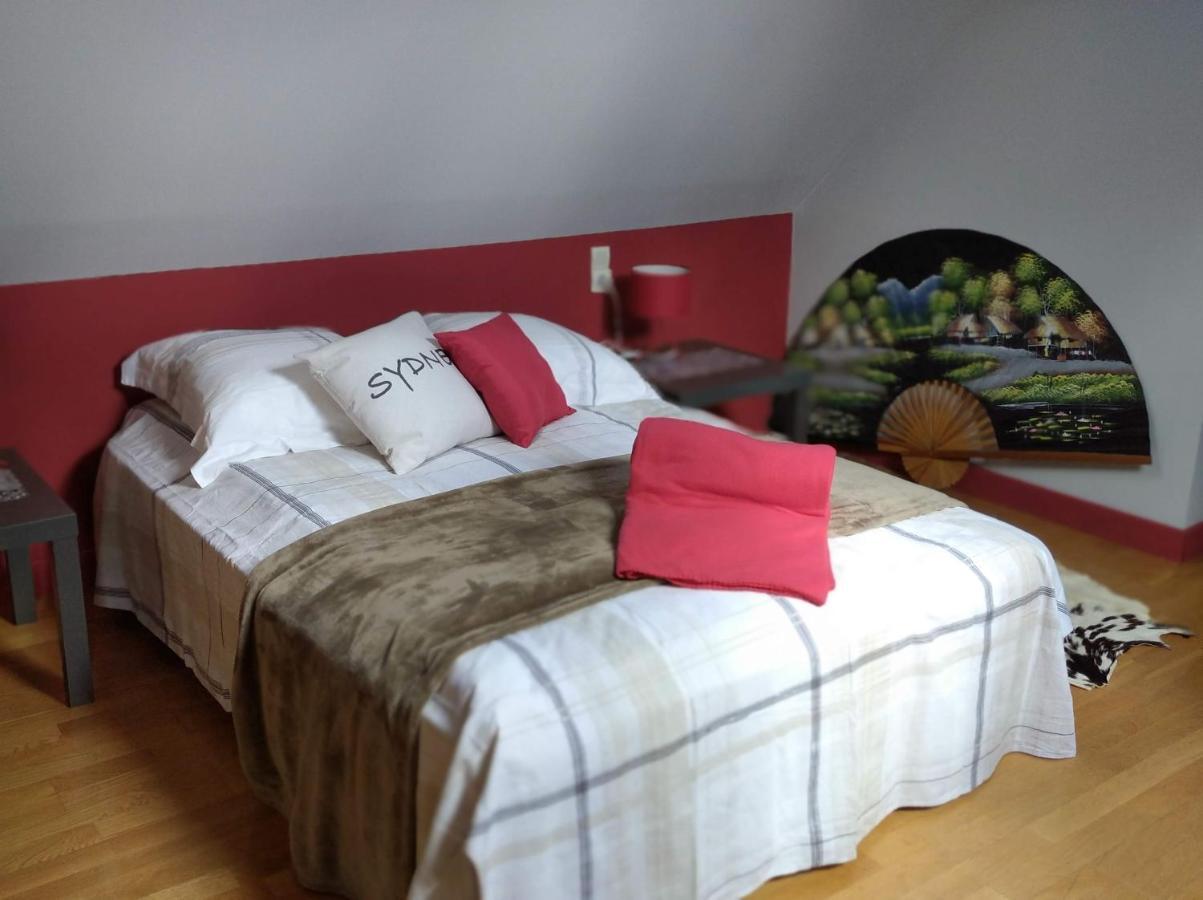 B&B Ferme De La Rouzannerie Pour 2 Ou Famille Lanneray Exterior foto